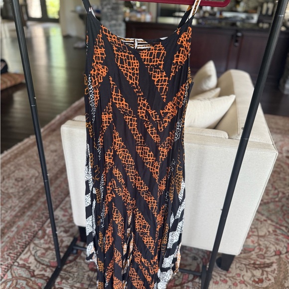 MSK Orange and Black Geometric Maxi Dress - Picture 1 of 3